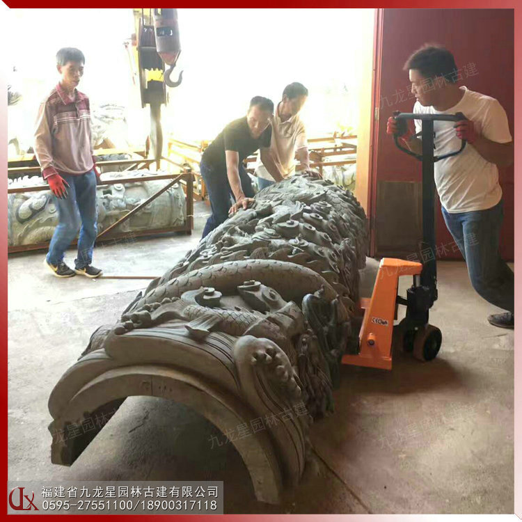 1615260114265000.jpg 石雕龍柱空心圖片