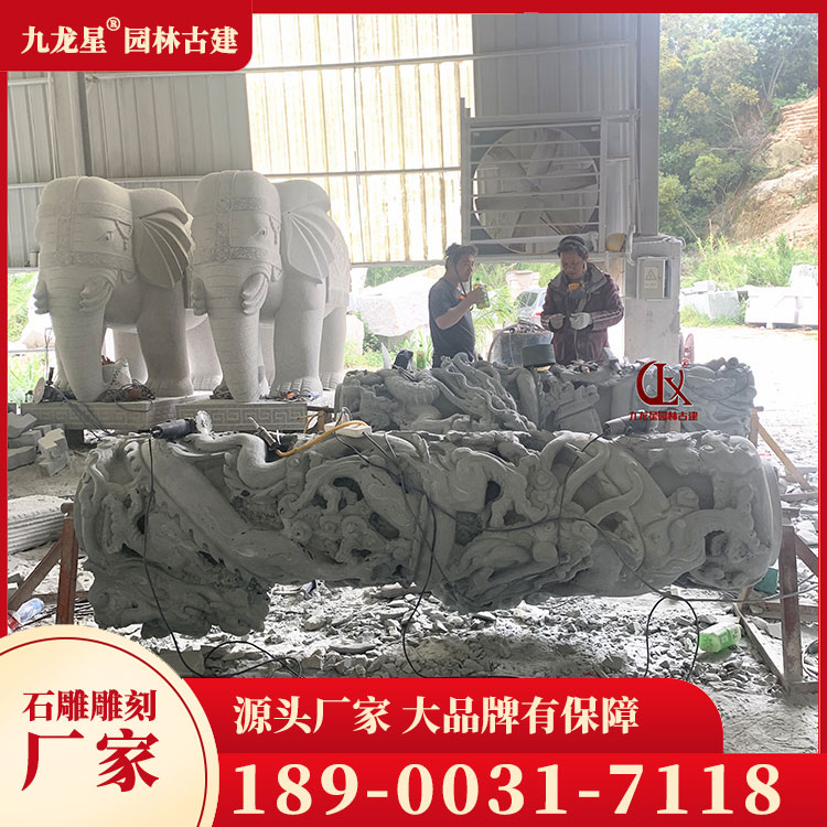 1697102611344350.jpg 石雕龍柱圖片